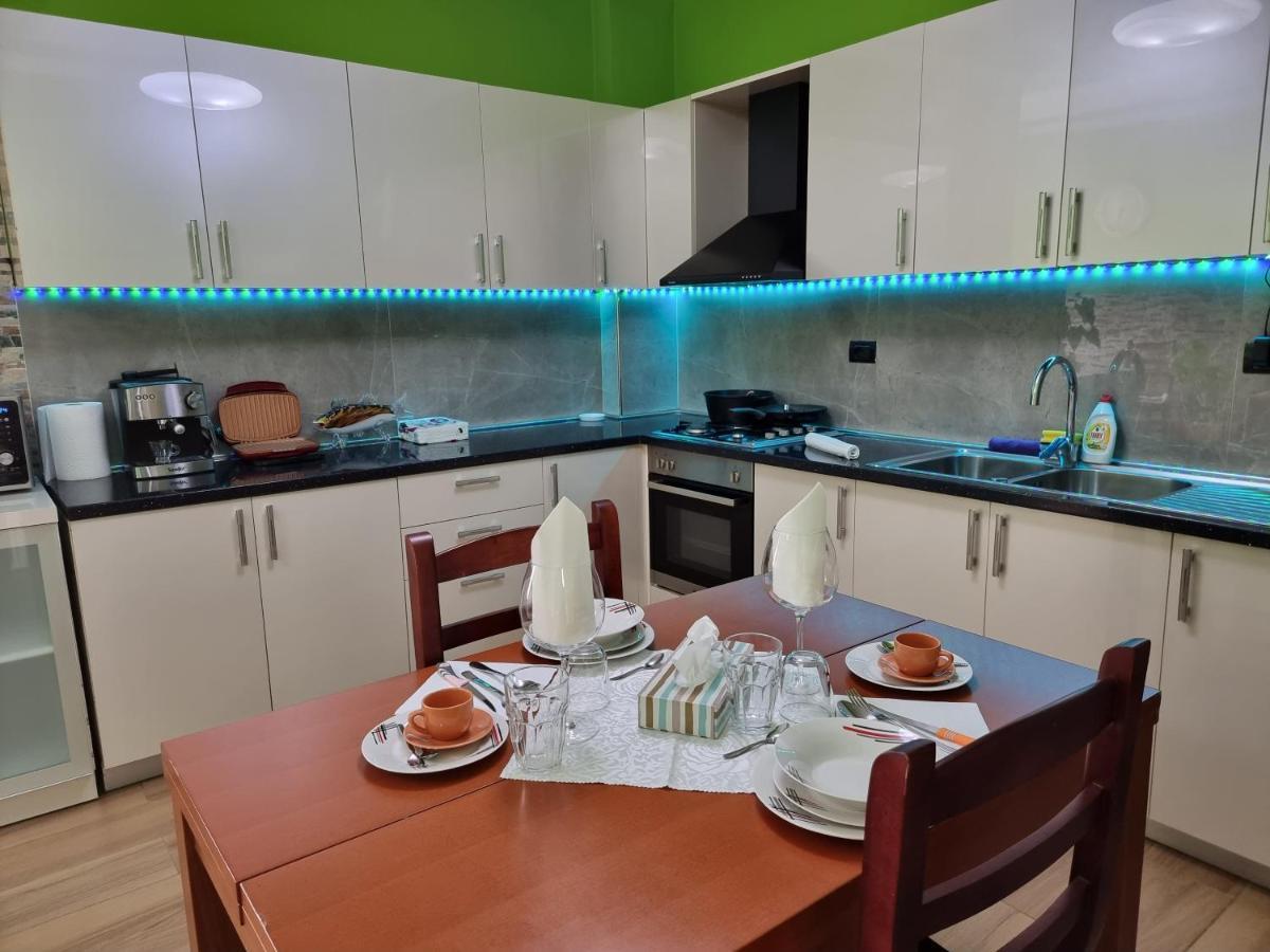Seaview Luxury Apartment Durrës Zewnętrze zdjęcie